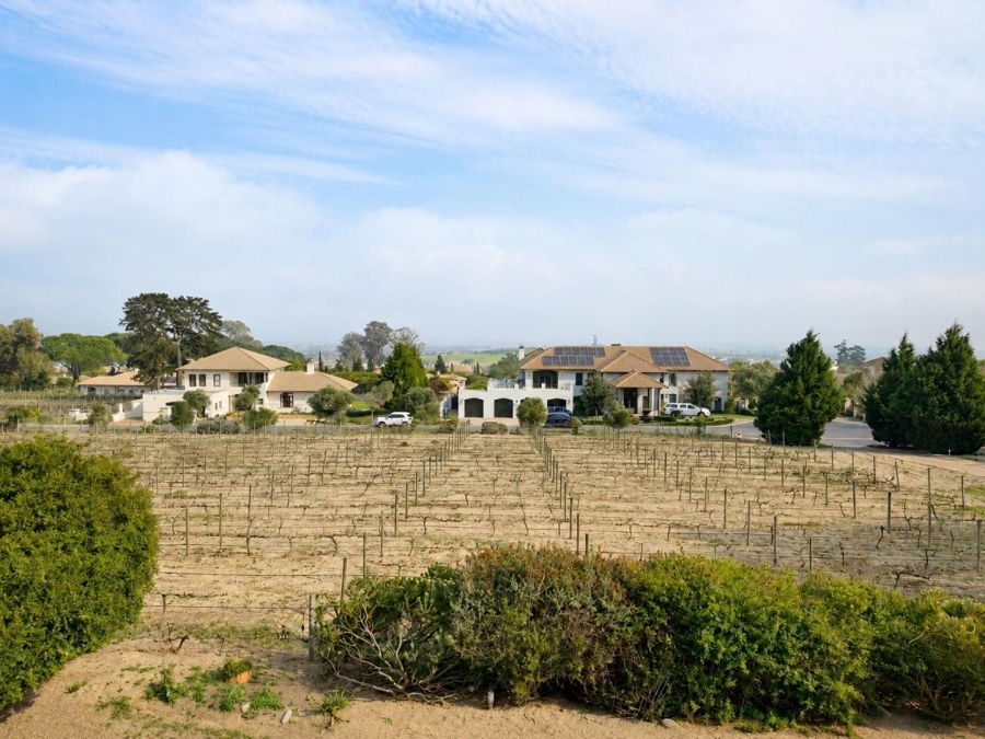 To Let 4 Bedroom Property for Rent in Klein Zevenwacht Western Cape